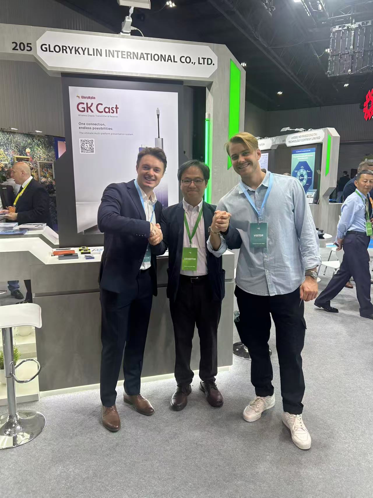 與 MDSK Managing Director Mateusz Deszcz 合影